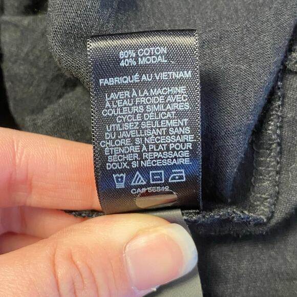 Express Racerback Crochet Trim Top Womens Size XS Black White - Picture 8 of 9